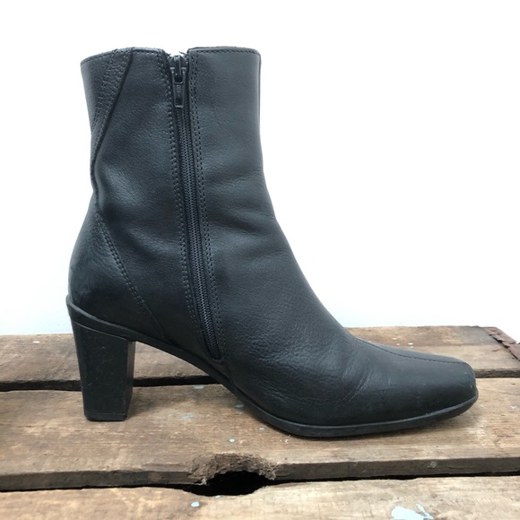 Weatherproof La Canadienne Ankle Boots - Picture 4 of 7